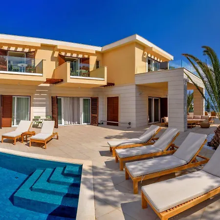 Beautiful Harmony 1 Villa *