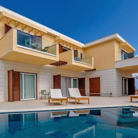 Beautiful Harmony 1 Villa *