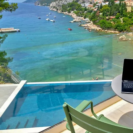 Beautiful Harmony 1 * Hvar Town
