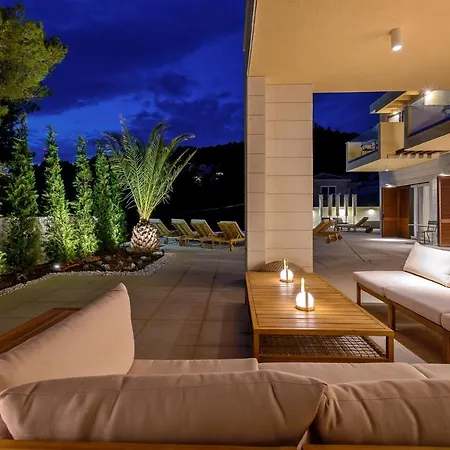 Beautiful Harmony 1 *